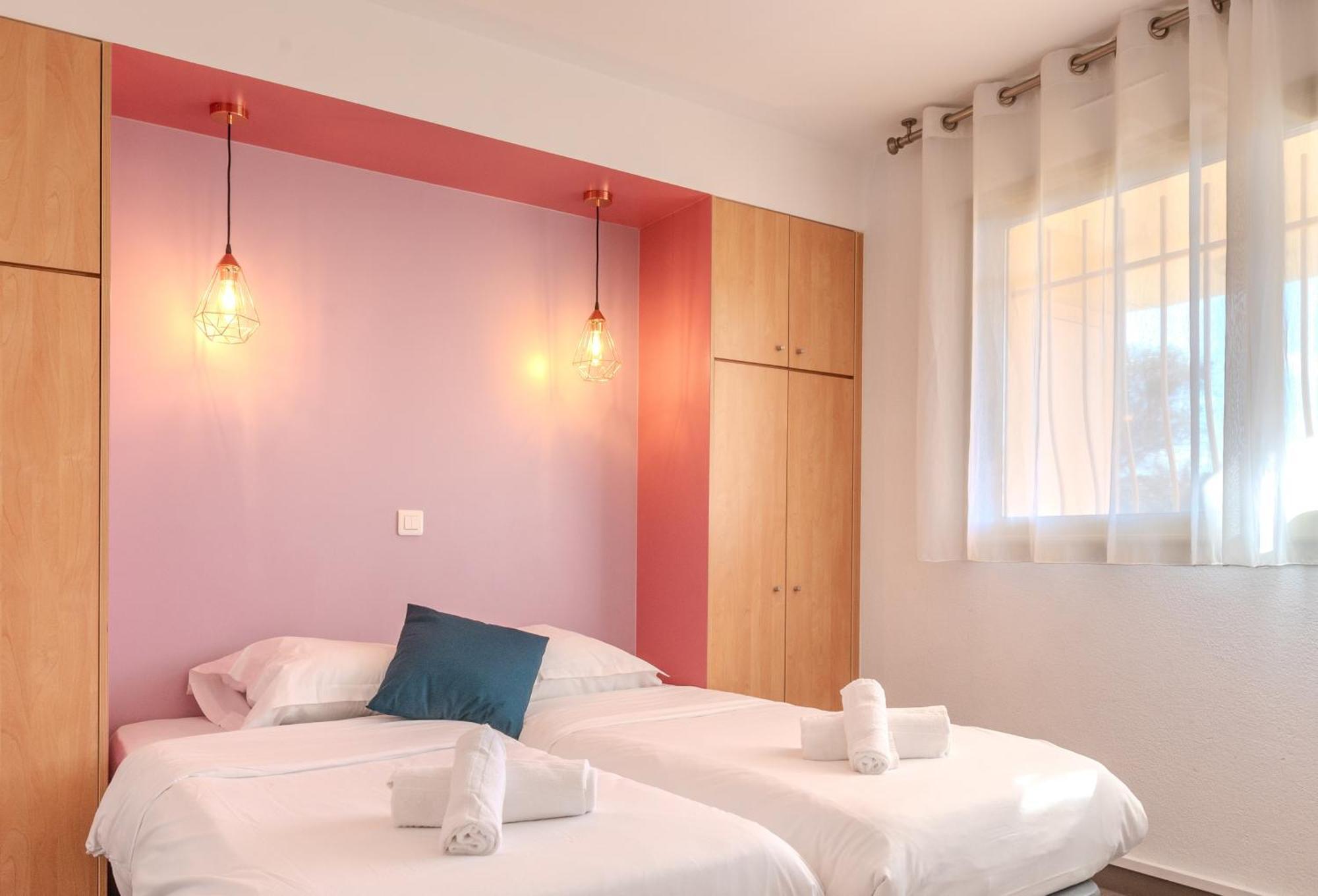 Les 15 Pins & La Mer -Your Green Getaway Near Sea & Beach アンティーブ エクステリア 写真